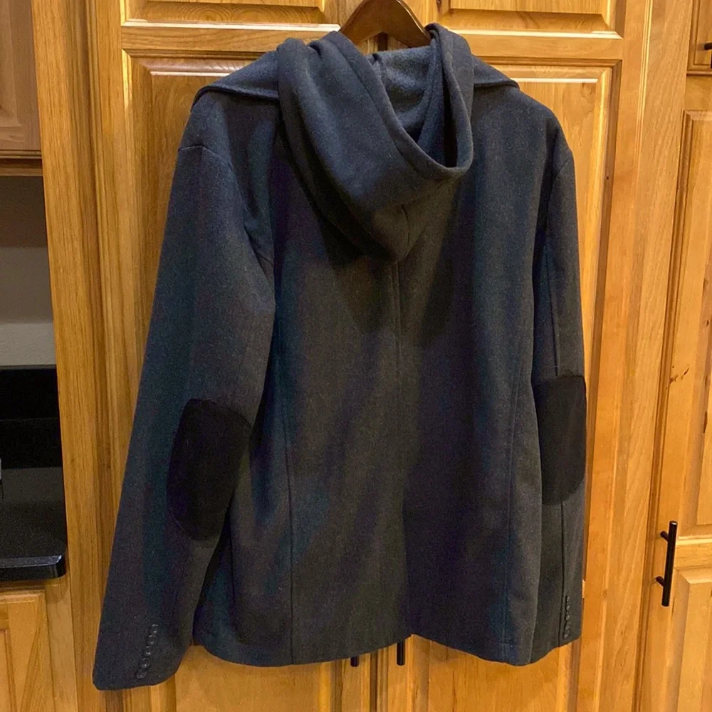 Buckle Black coat - Picture 3 of 8